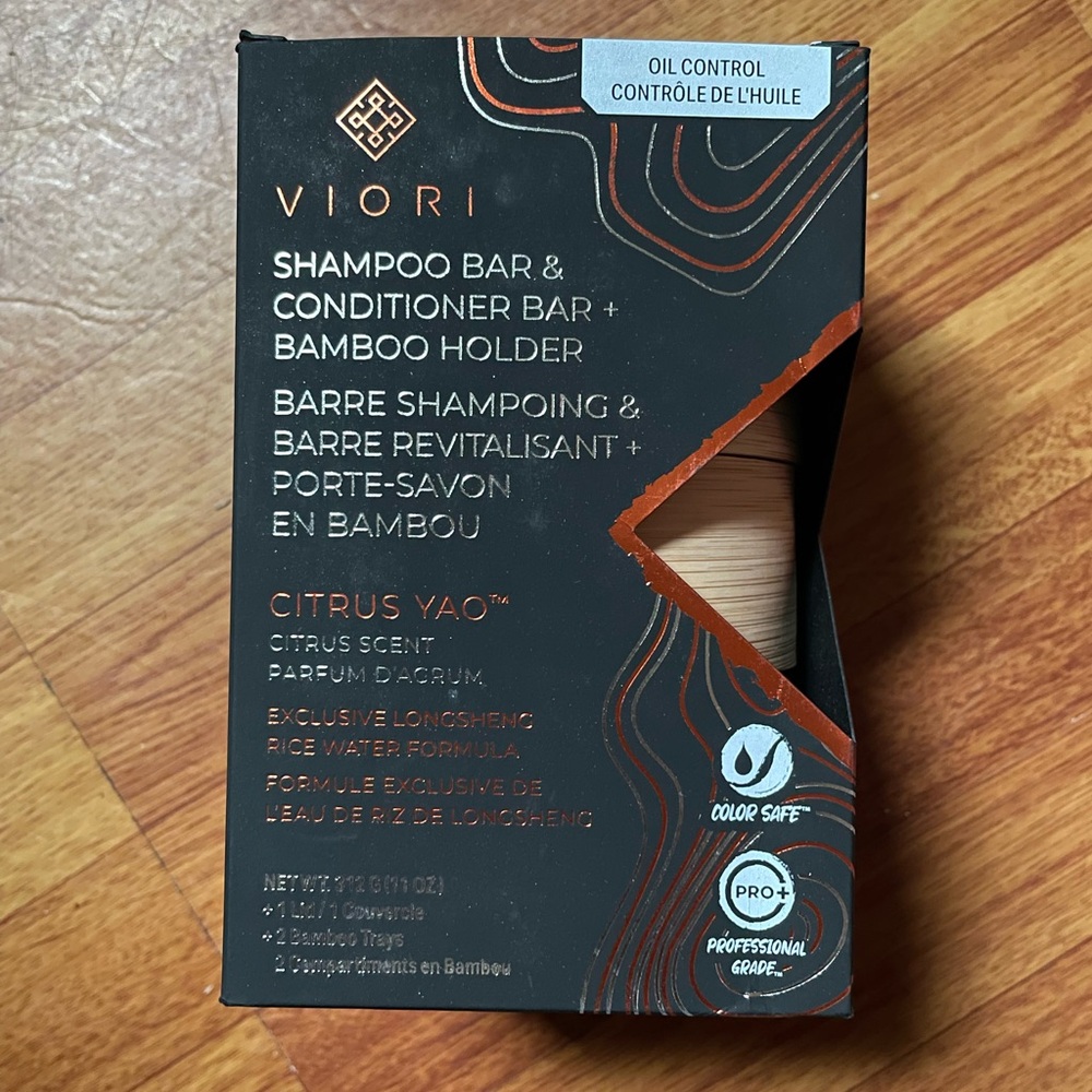VIORI Citrus Yao Shampoo & Conditioner Bar with Bamboo Holder
